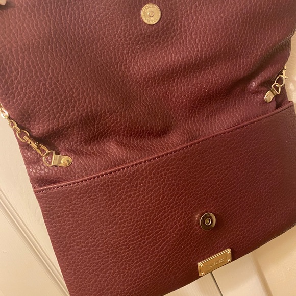 Nine West Purse/ Clutch - Picture 5 of 6